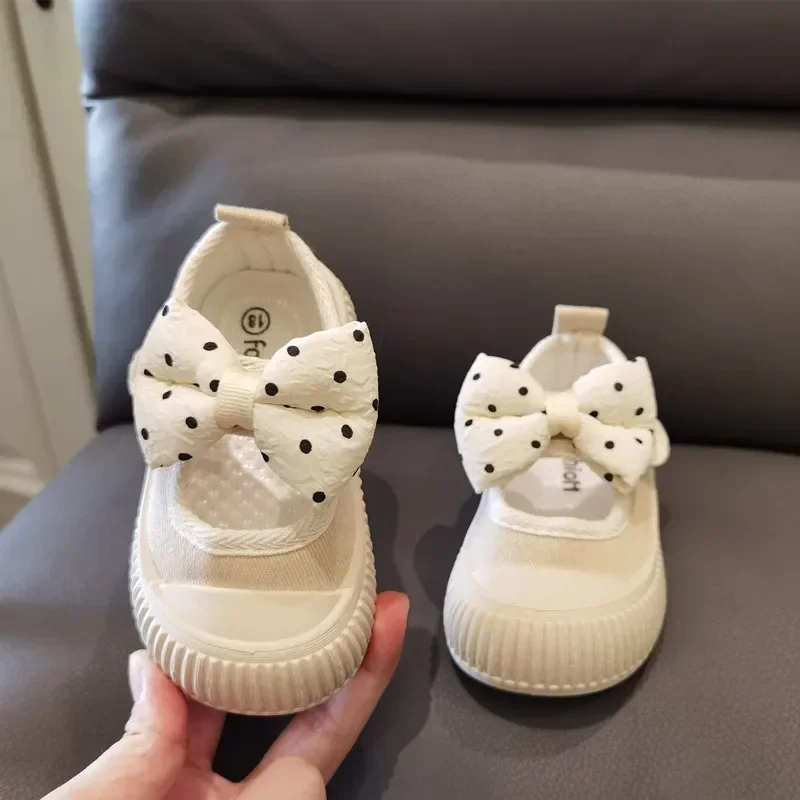 Chaussures en toile avec nœud à pois pour filles, chaussures décontractées pour enfants, semelle souple peu profonde, chaussures de princesse pour tout-petits, baskets plates pour écolières, mode