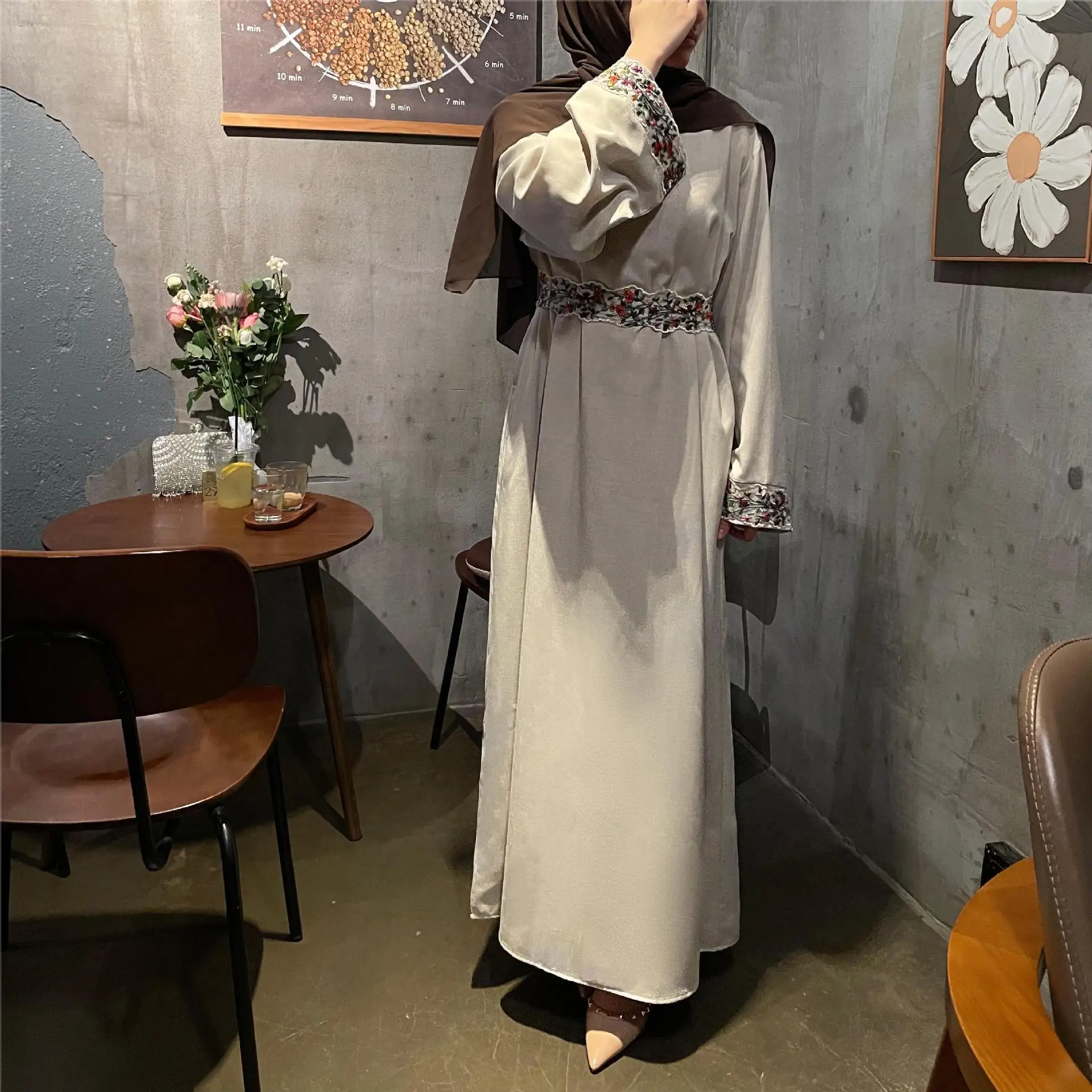 UNI Flower Embroidery Linen Muslim Women Dress Women Abaya Long Sleeve with Inner Cloth Temperament Robe Arab Turkey Dubai Abaya