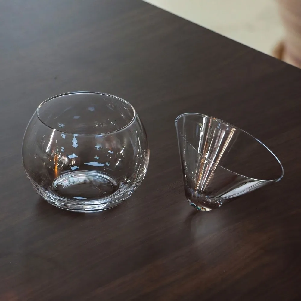 Triangle Base Ball Martini Cocktail Glass Juice Cup Unique Cool Chilled Martini Glass Double Layer Transparent Iced Coffee Cup