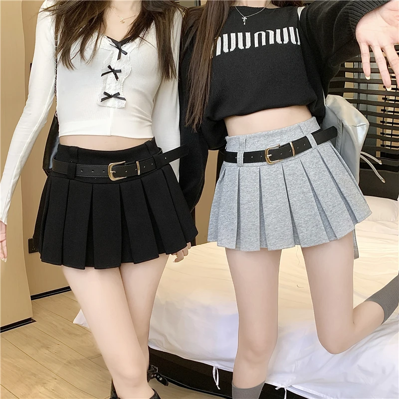 Hot girl high waisted pleated skirt for women in autumn and winter, small stature, slim and light proof A-line short skirt pants