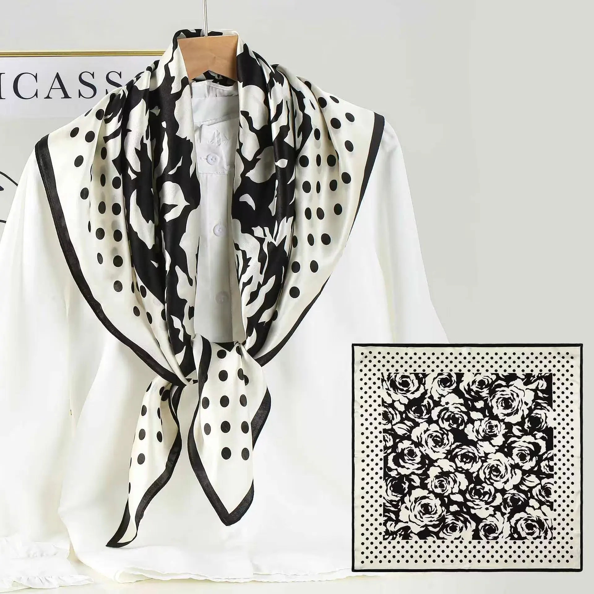 Cold and Vintage Blue White Porcelain Decorative Scarf Women's All-Match with Shirt Gift