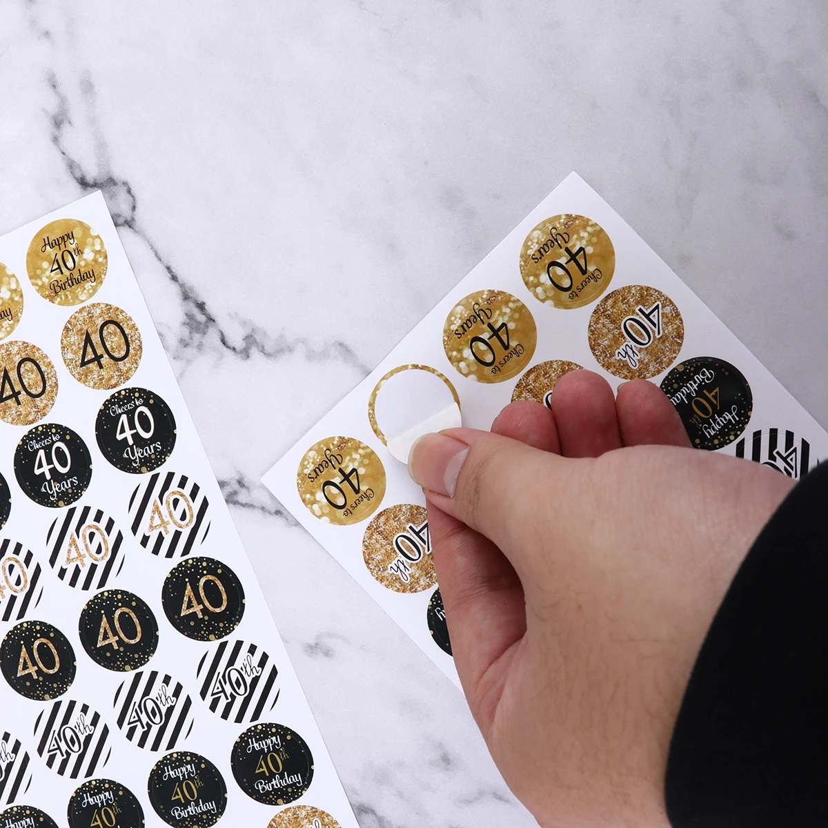 

432pcs Creative 40th Birthday Sealing Stickers Round Label Self-Adhesive Candy Bag Stickers Party Favor Birthday Gift Packing De