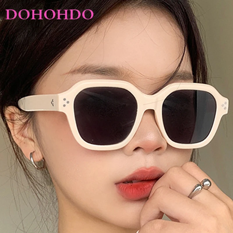 

Fashion Irregular Square Rivets Women Sunglasses Luxury Designer Jelly Color Men Eyewear Outdoor Travel Sunglasses Female UV400