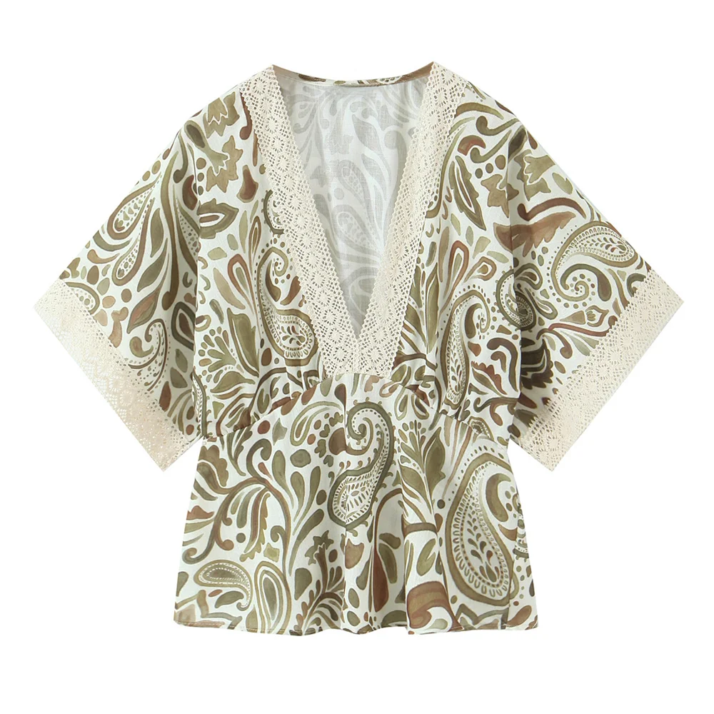 

PB&ZA 2025 Women's Short - Sleeved Paisley - Print Blouse V - Neck with Lace Trim for a Bohemian and Elegant Look