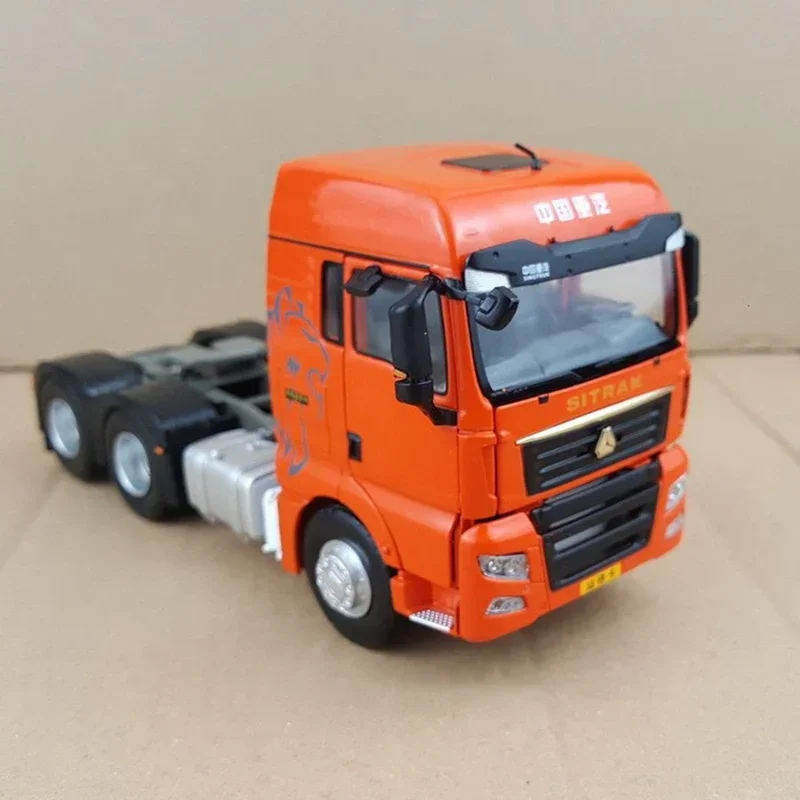 Diecast 1:36 Scale Shandeka C7H Tractor Semi-trailer Heavy Truck Model Collection Souvenir Ornaments Display Vehicle Toys