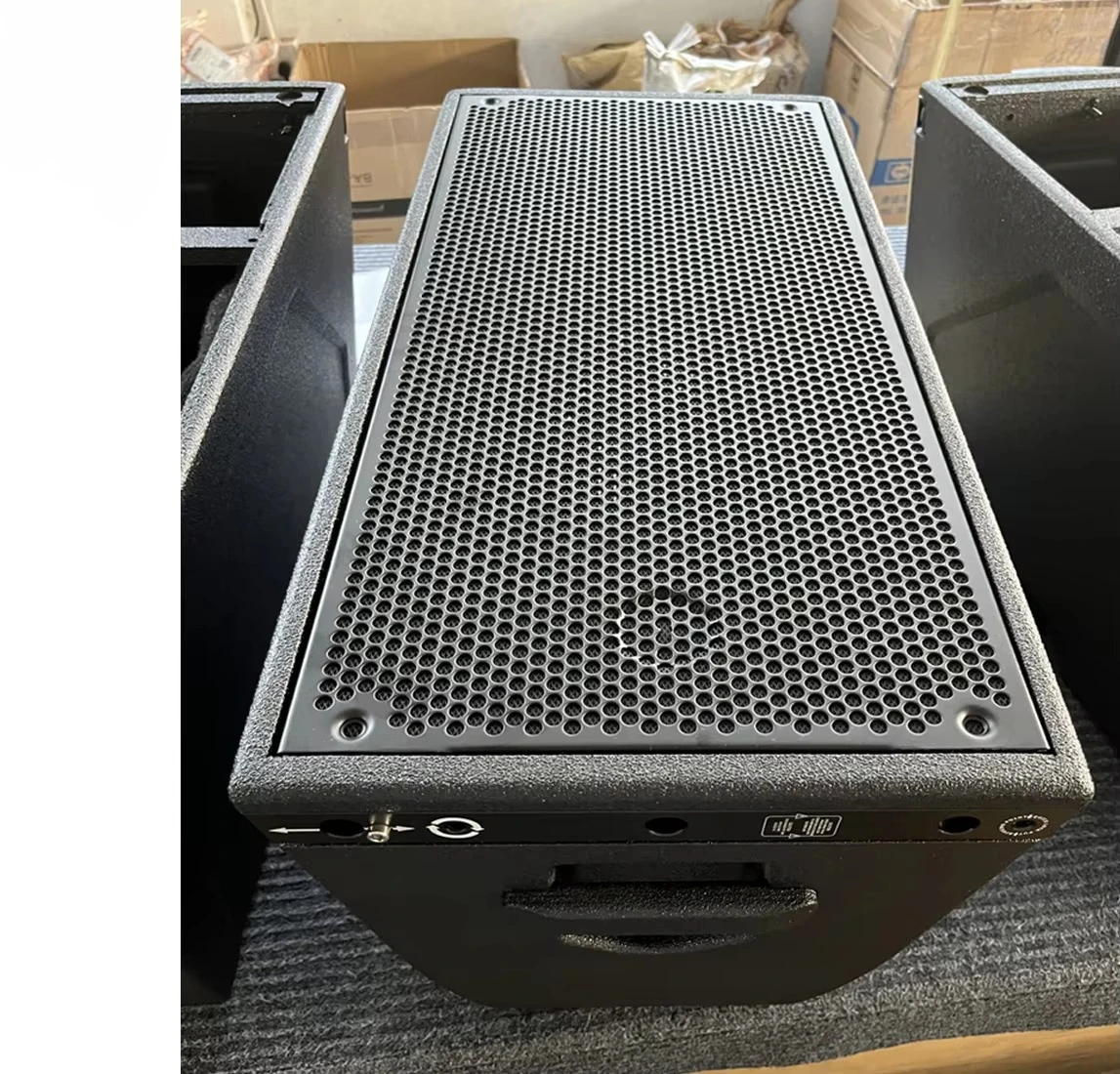 

Professional Stage Audio Line Array 2 Crossover High and Low Frequency Array for Concerts and Clubs