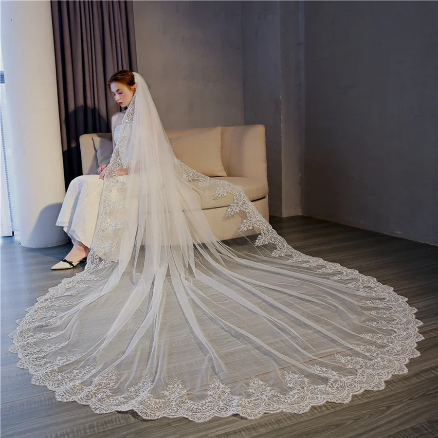 

One-Layer Sparkling lace wedding veil, bridal accessories, cathedral bridal veil, with comb