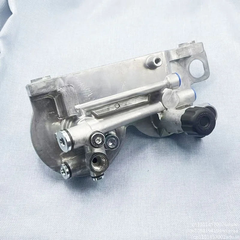 Parts VOE 22035823 for Excavator EC 360B 460B 700B 380D 480D 380E 480E 750D 750E BLC Hand Oil Pump Diesel Fuel Filter Housing