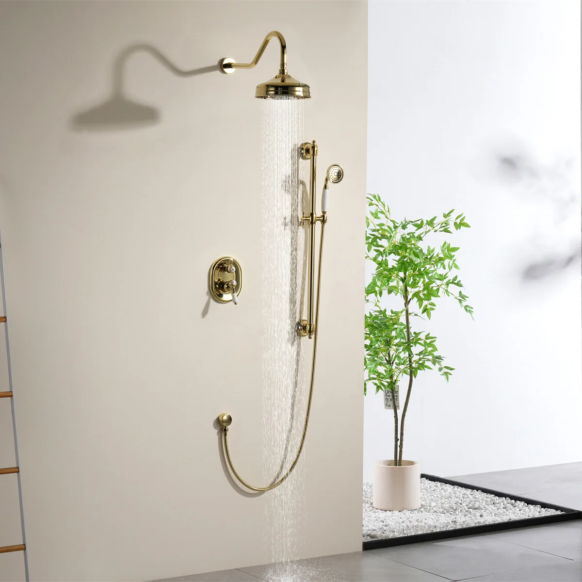 Gold Bathroom Shower Set Wall Mounted Rainfall Bathroom Shower System Pressure Balancing Shower Mixer Valve
