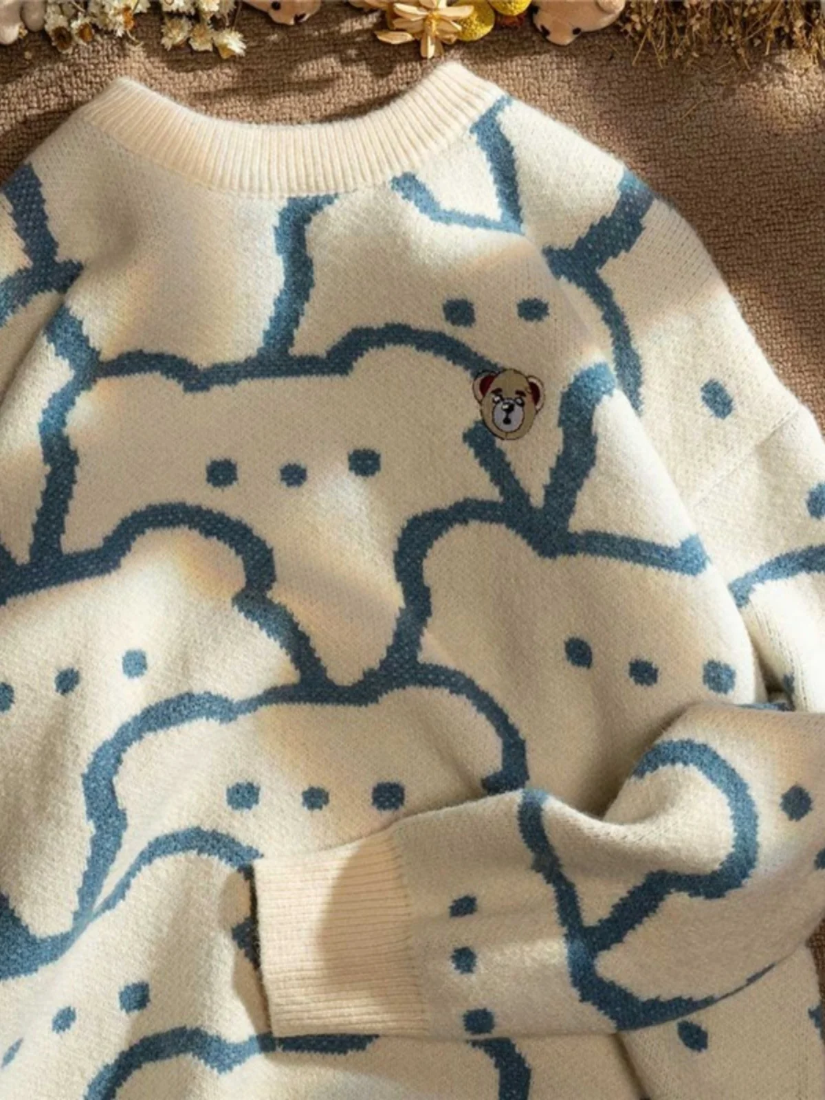 Uroczy sweter we wzór misia dla dziewcząt z gimnazjum, jesienno-zimowa odzież dzianinowa, słodka i wygodna.