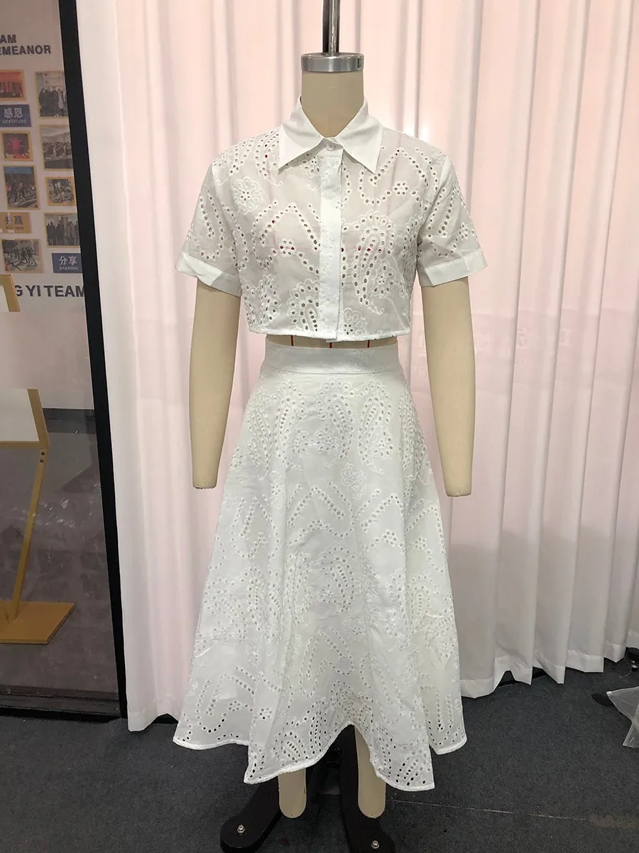 TWOTWINSTYLE, conjuntos de dos piezas lisos ahuecados para mujer, solapa, manga corta, Top, falda larga de cintura alta, conjunto minimalista para mujer, nuevo