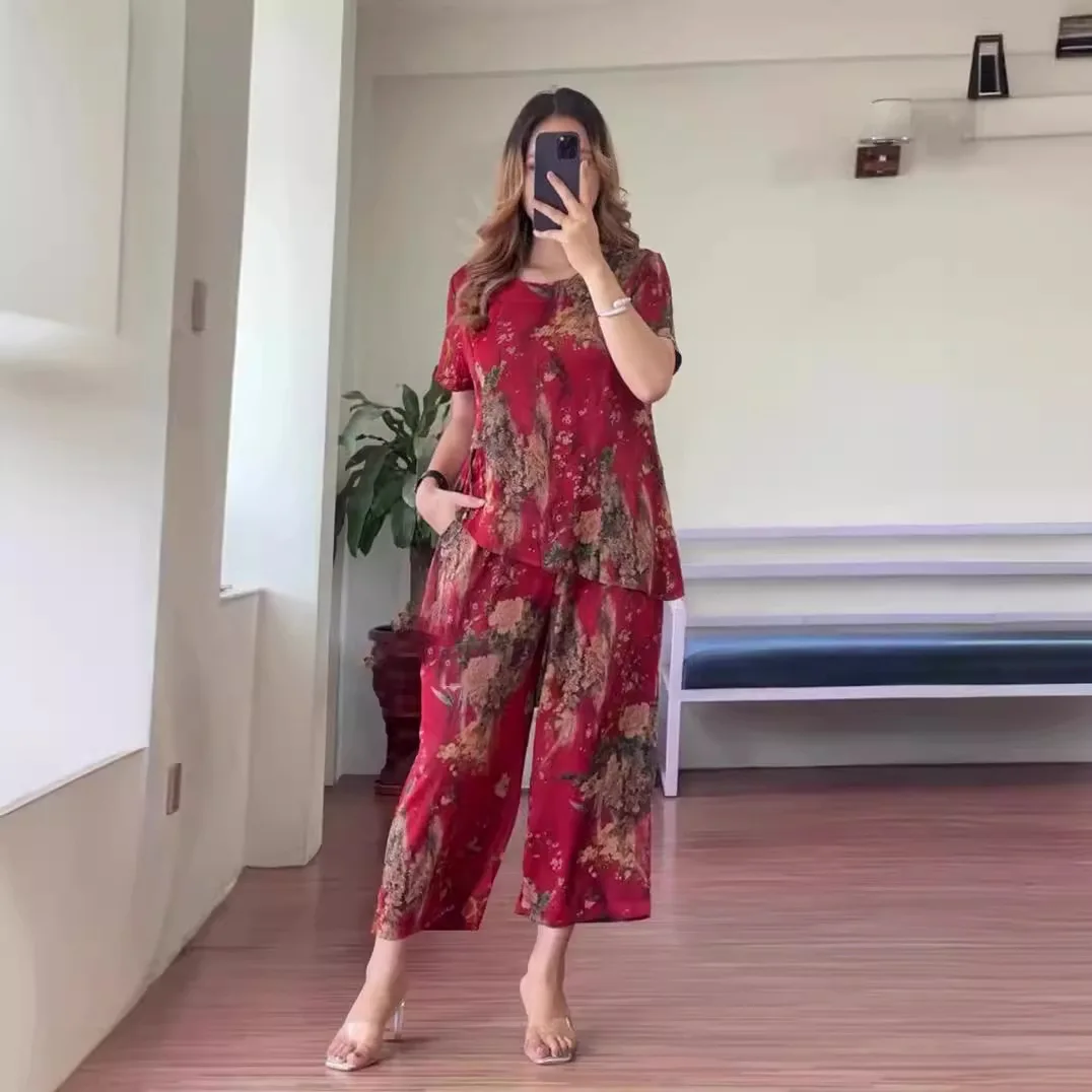 

New Fashion American Women's Casual Trendy Loose Printed 2 Piece Sets Short Sleeve V-neck T-shirts Wide Leg Ankle Length Pants