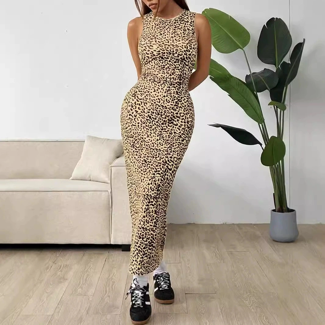 Abito attillato senza maniche lavorato a maglia con stampa leopardata alla moda con scollo tondo a maniche lunghe