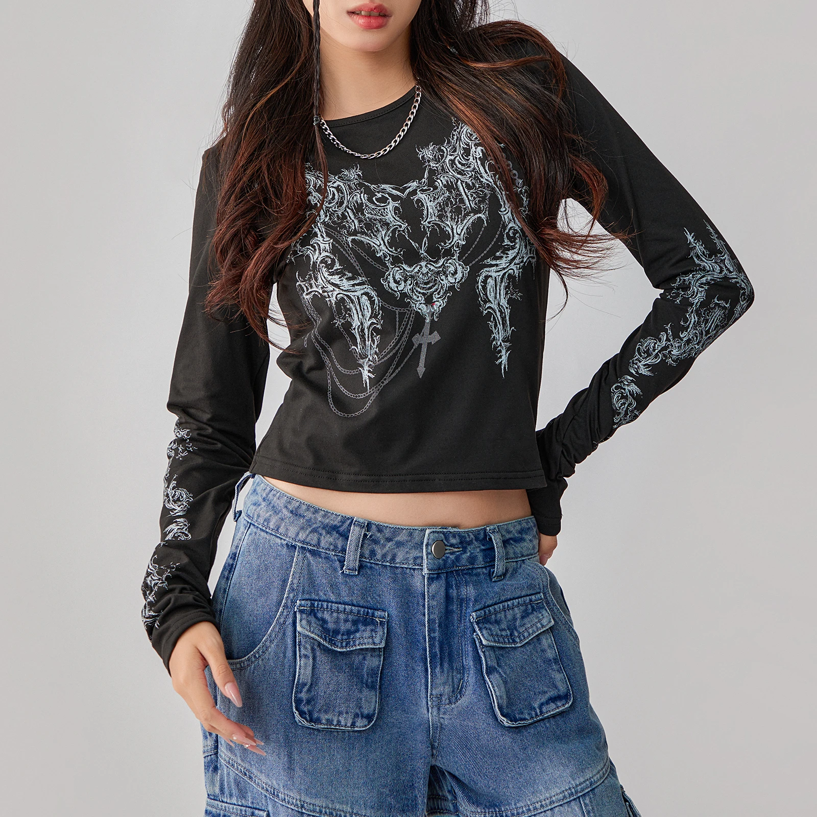 Women Casual T-Shirt Round Neck Long Sleeve Vintage Totem Pattern Print Bottoming Tops Tee Outwear