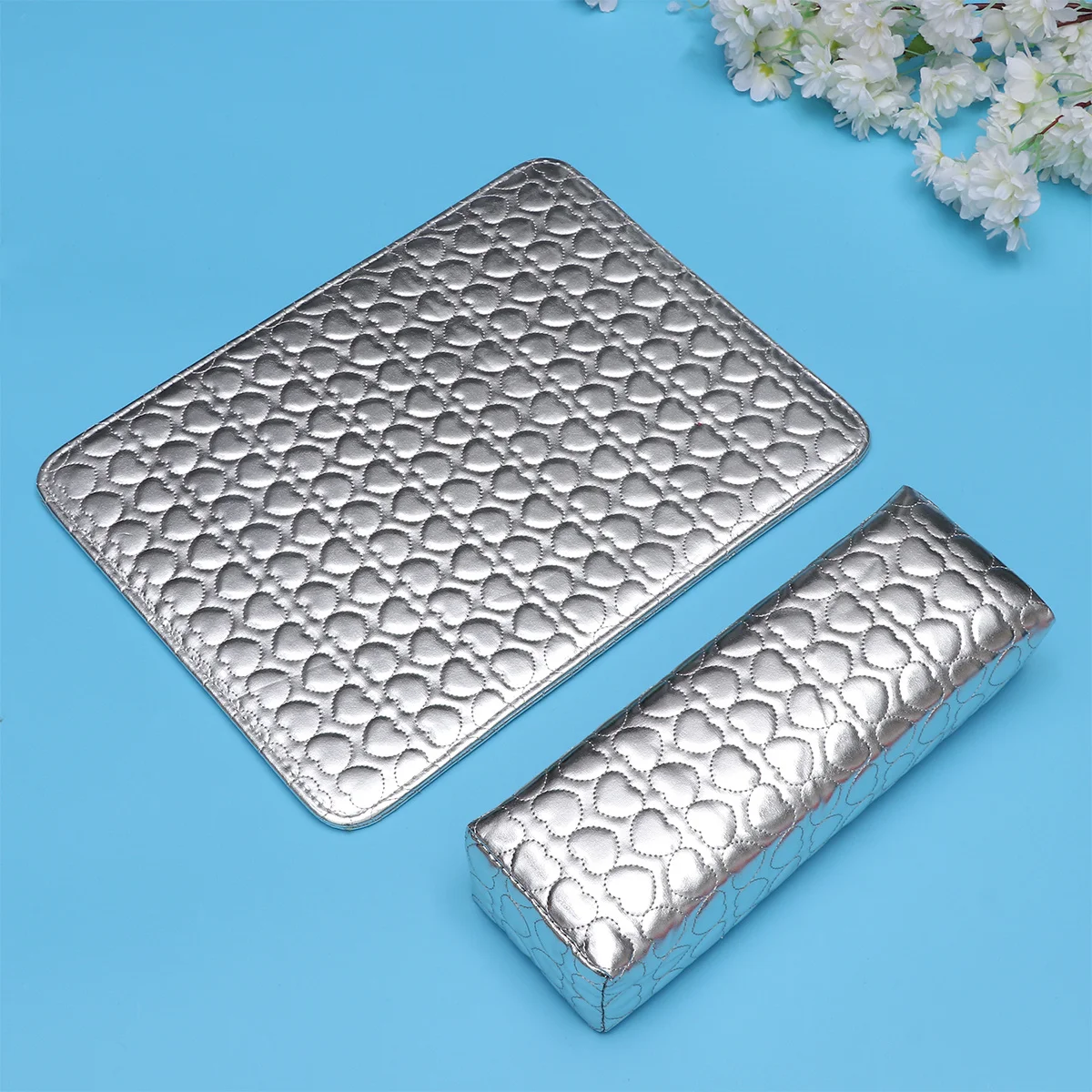 

PU Square Wrist Cushion Set Heart Pattern Hand Nail Salon Wrist Rest Silver Ideal for Beginners Pro