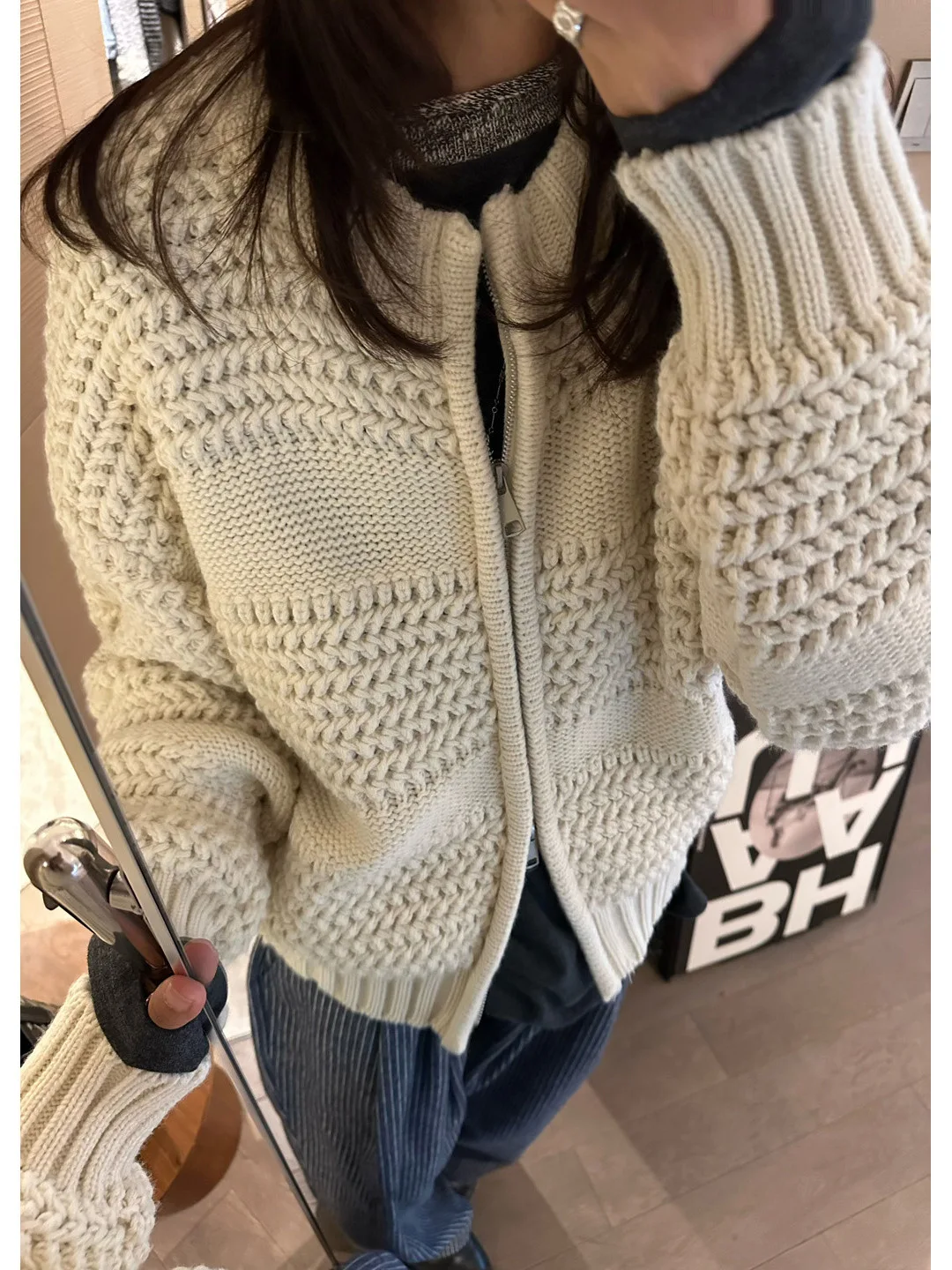 

Thickened Pineapple Needle Knitted Zipper Cardigan Women's round Neck Warm Coat Autumn Winter New Style Casual Sweater