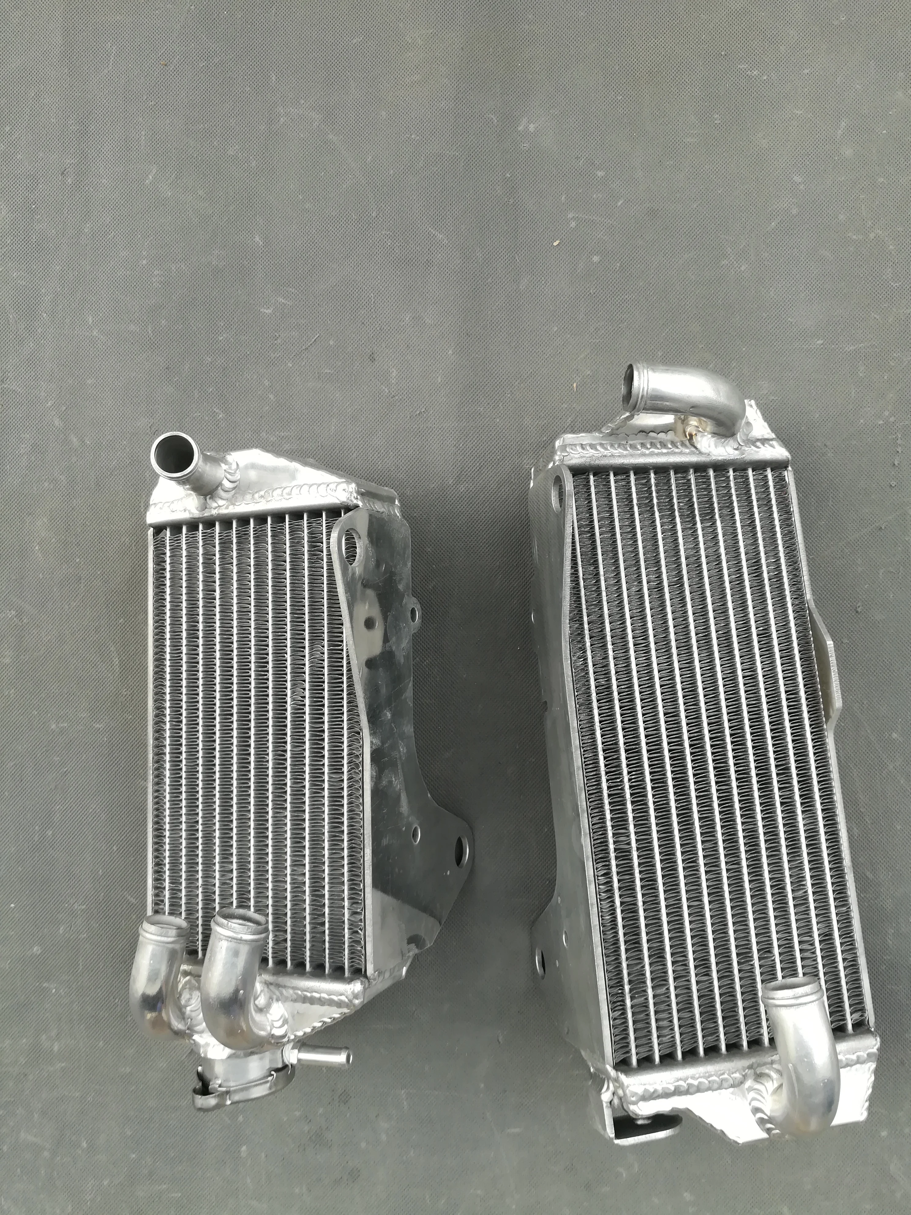 

For 2017-2020 Honda CRF450RX CRF450R CRF 450 RX R Aluminum Radiator Cooler Cooling Coolant 2017 2018 2019 2020