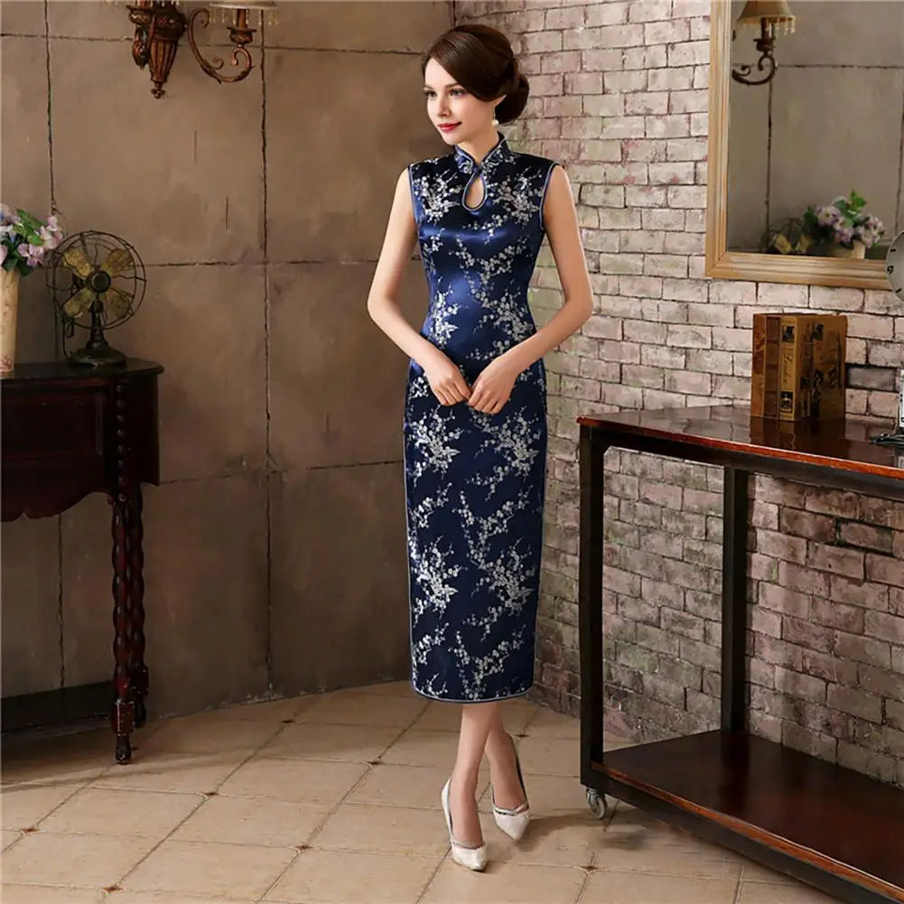 Cheongsam de verano para mujer, cuello levantado, estampado Floral, dobladillo dividido calado, sin mangas, Qipao ajustado, estilo Retro chino, fiesta de boda
