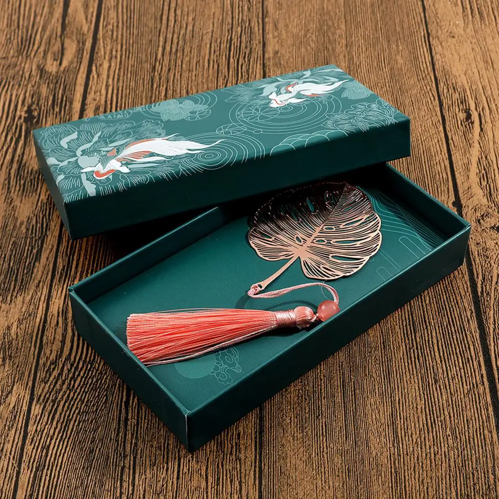 ที่คั่นหนังสือสวยงามที่คั่นหนังสือโลหะรูปใบไม้คลาสสิกพร้อมพู่ห้อยดีไซน์ของขวัญสำหรับครูนักเรียนหนังสือ