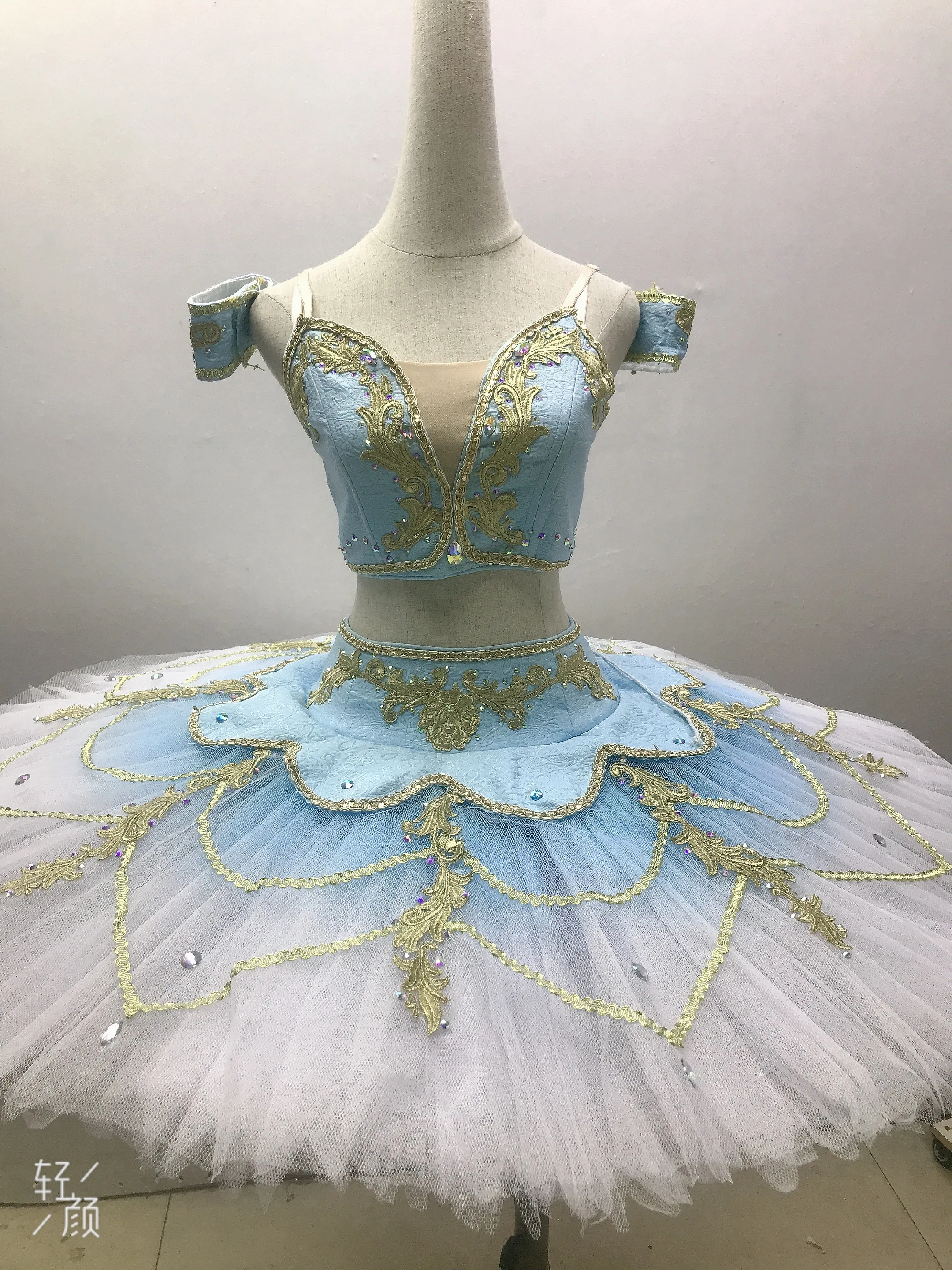 

New Ballet skirt Professional classical Pancake Tutu costumes