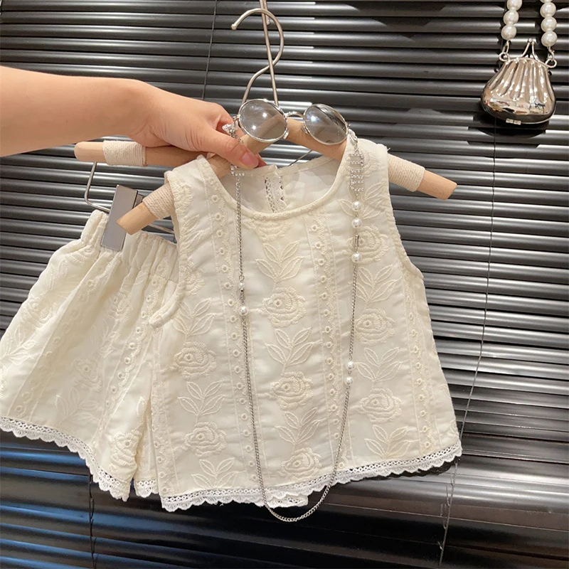 Girl\'s Clothing Sets 2023 Summer Korean Girl Set Children Soft White Floral Embroidered Vest+Lace Shorts Two-piece Suit