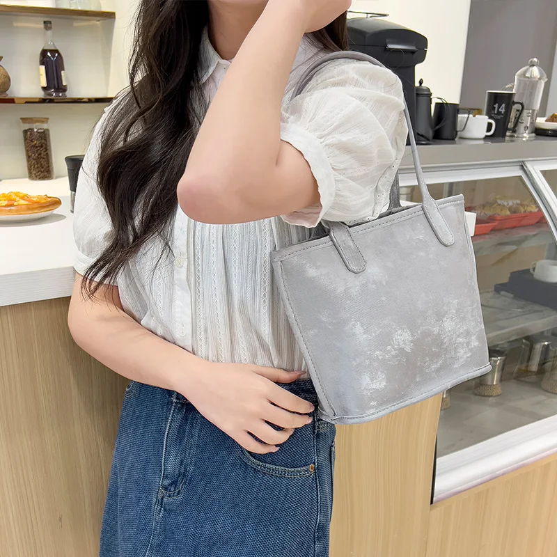 

Chinese Style Tote Bags For Women Luxury Designer Handbags And Purses 2024 New PU Vintage Top Handle Small Underarm Shoulder Bag