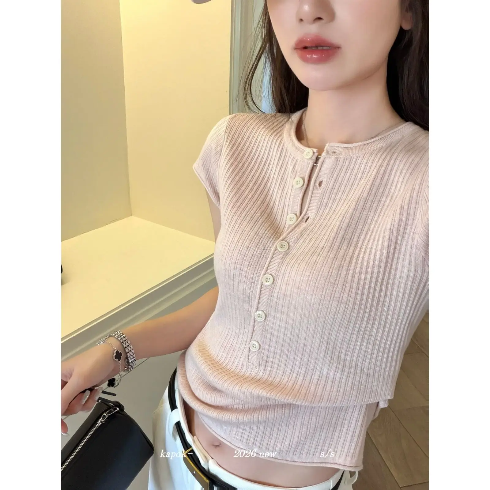 Unique Exquisite Beauty Half Sleeve Knit T-shirt Sweet Minority All-match Slim Top Female Simple Office Lady Casual Tops