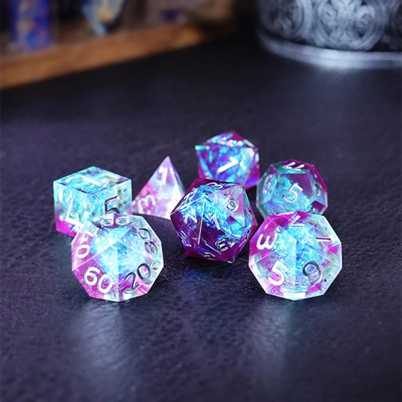 7Pcs/Set Blue Purple Ice Crystal Style Dice D&D COC Dice D4 D6 D8 D10 D% D12 D20 Table Games DND RPG Dice Set