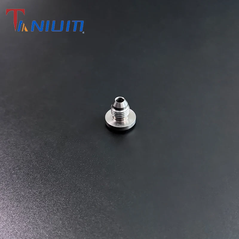 4-20AN Titanium  bung of oil cooler