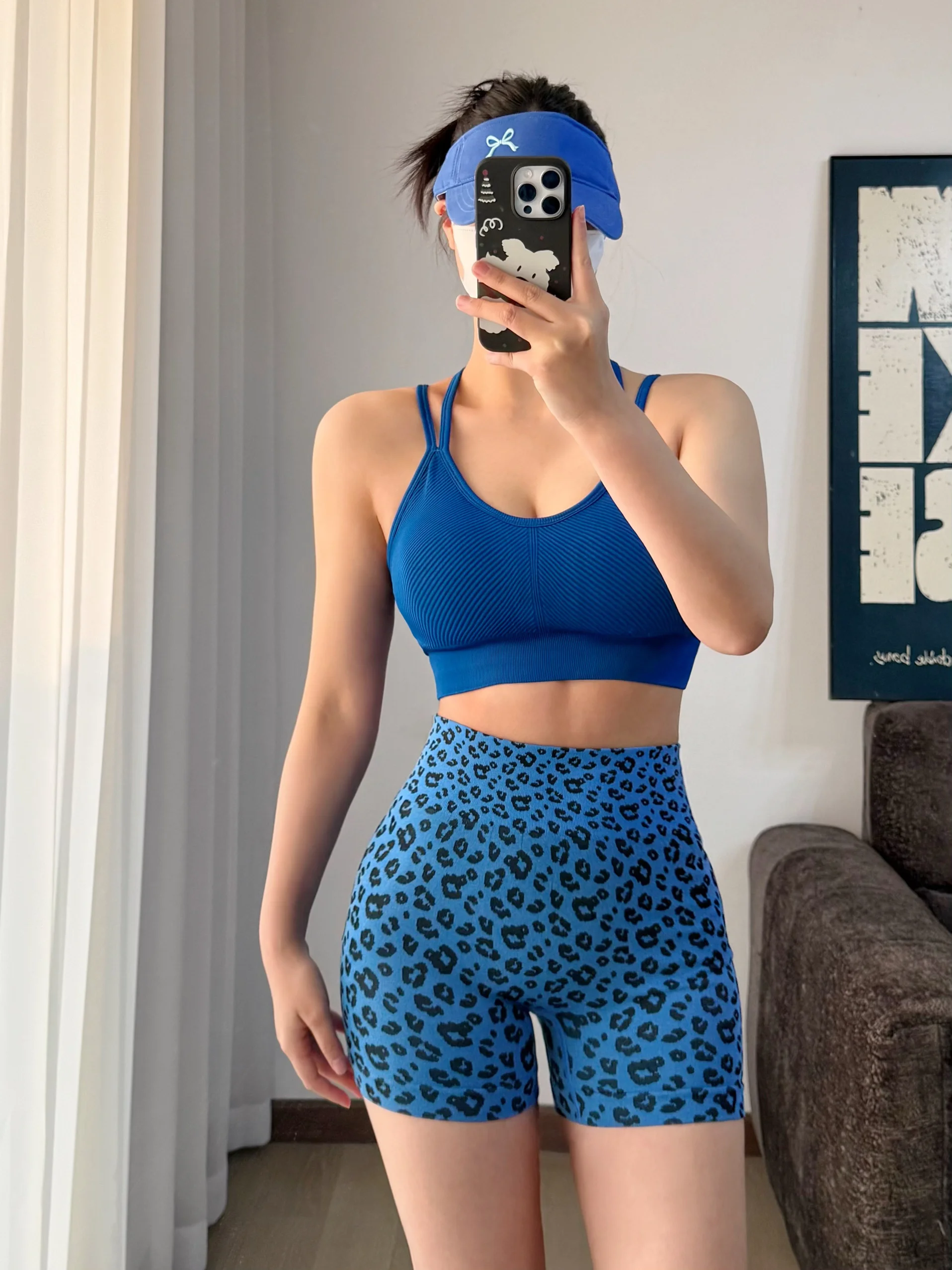 Nahtloses, dehnbares, rückenfreies Sport-BH-Tanktop mit Spaghettiträgern für Damen – mit BH-Polstern für Yoga und Fitness – Detail 8