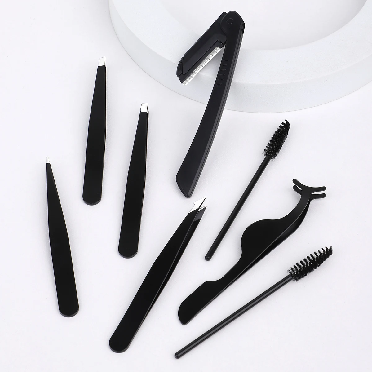 أداة تشذيب الحواجب من الفولاذ المقاوم للصدأ مكونة من 8 قطع من NRCS هي أداة مثالية لتقليم الحواجب وتثبيت الحواجب.