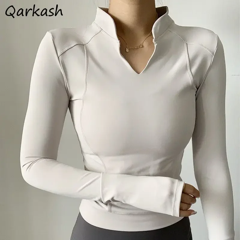 T-shirts Women Long Sleeve Slim Fitting Breathable Bodybuilding Comfortable V-neck Fitness Female Casual Streetwear Fashion Chic