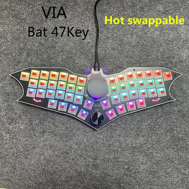 

NEW Arrived VIA 47 Key Bat Keyboard Programmable Mouse Keyboard Macro Mechanical Hot swappable Designe