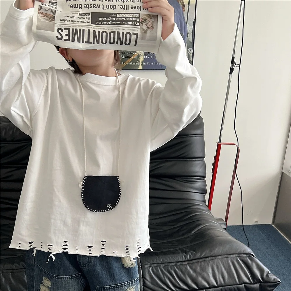 

2025 Autumn Children's Clothing Children's Basic Bottoming Shirt Solid Color Ripped Embroidered Long-sleeved T-shirt