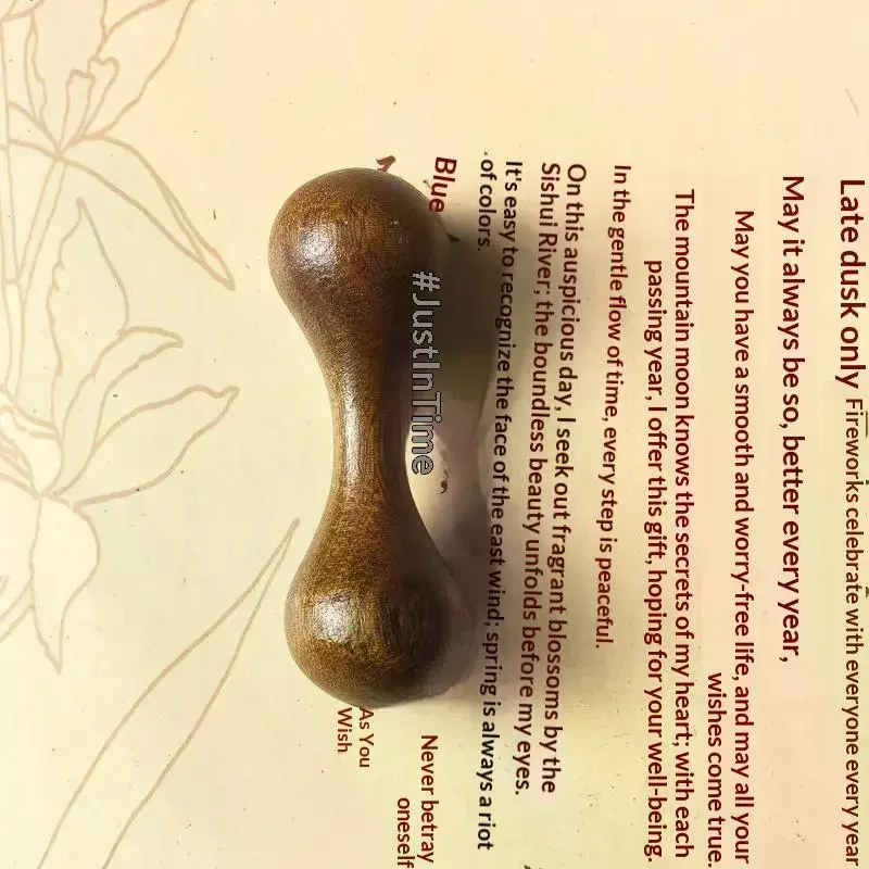 Natural Sandalwood Dual Head Facial Massager Smooth Surface Ergonomic Handle For Daily Acupressure Skincare Relaxation