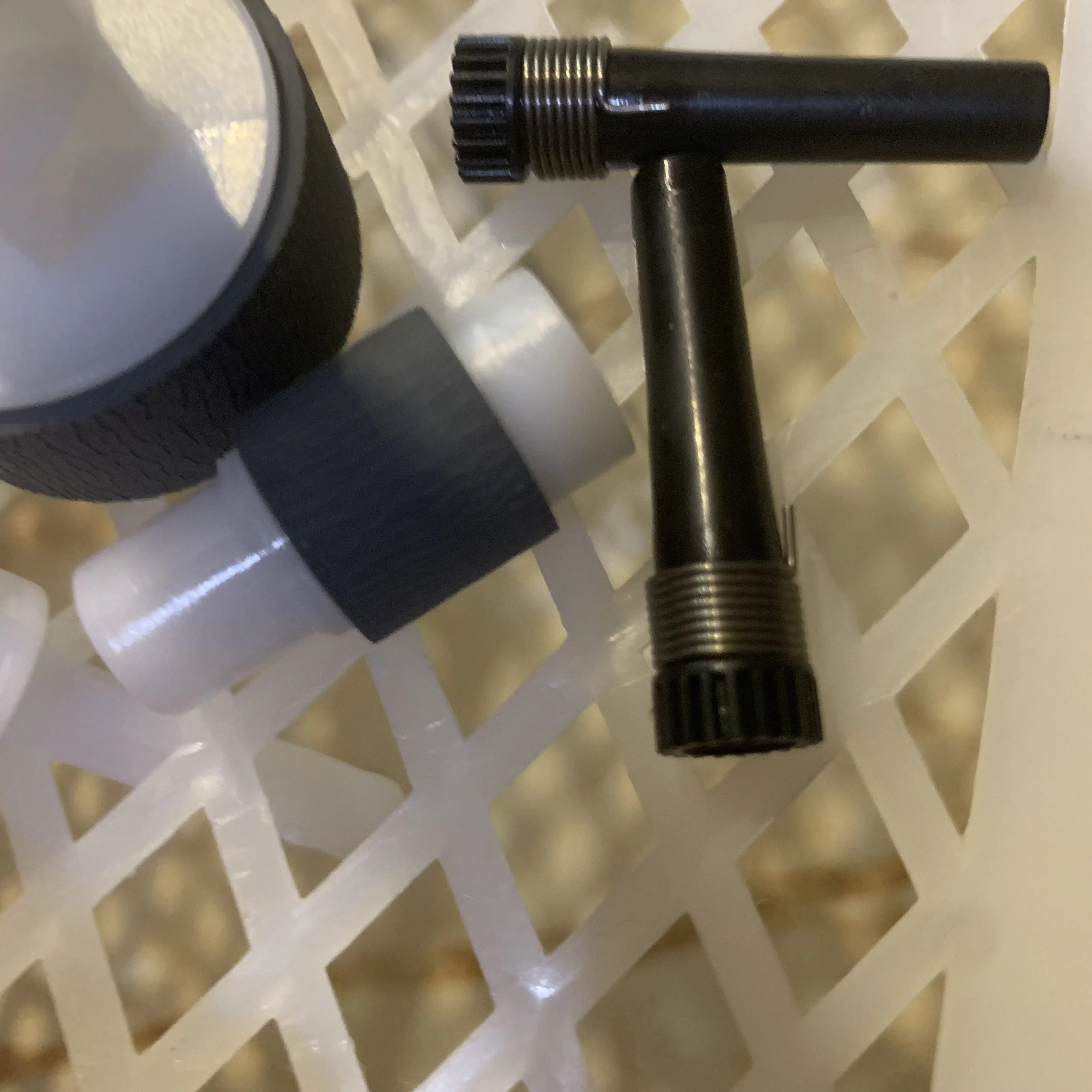 

1X QM3-4014-010 QM3-4014-000 Pickup Roller for CANON G1400 G2400 G3400 G1000 G2000 G3000 MX338 MX330 MX328 MX320 MX358 MX357