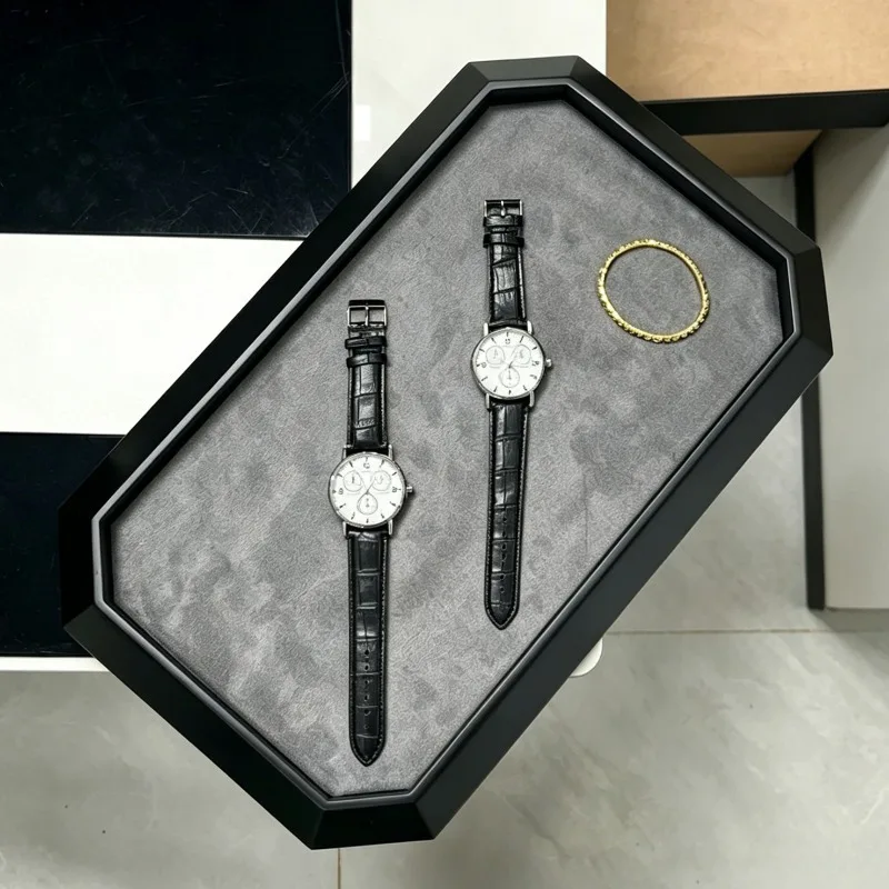 

Luxury Watch Storage Tray Creative Earring Display Plate Portable Bracelet Organizer Packaging Tray Retro Necklace Display Plate