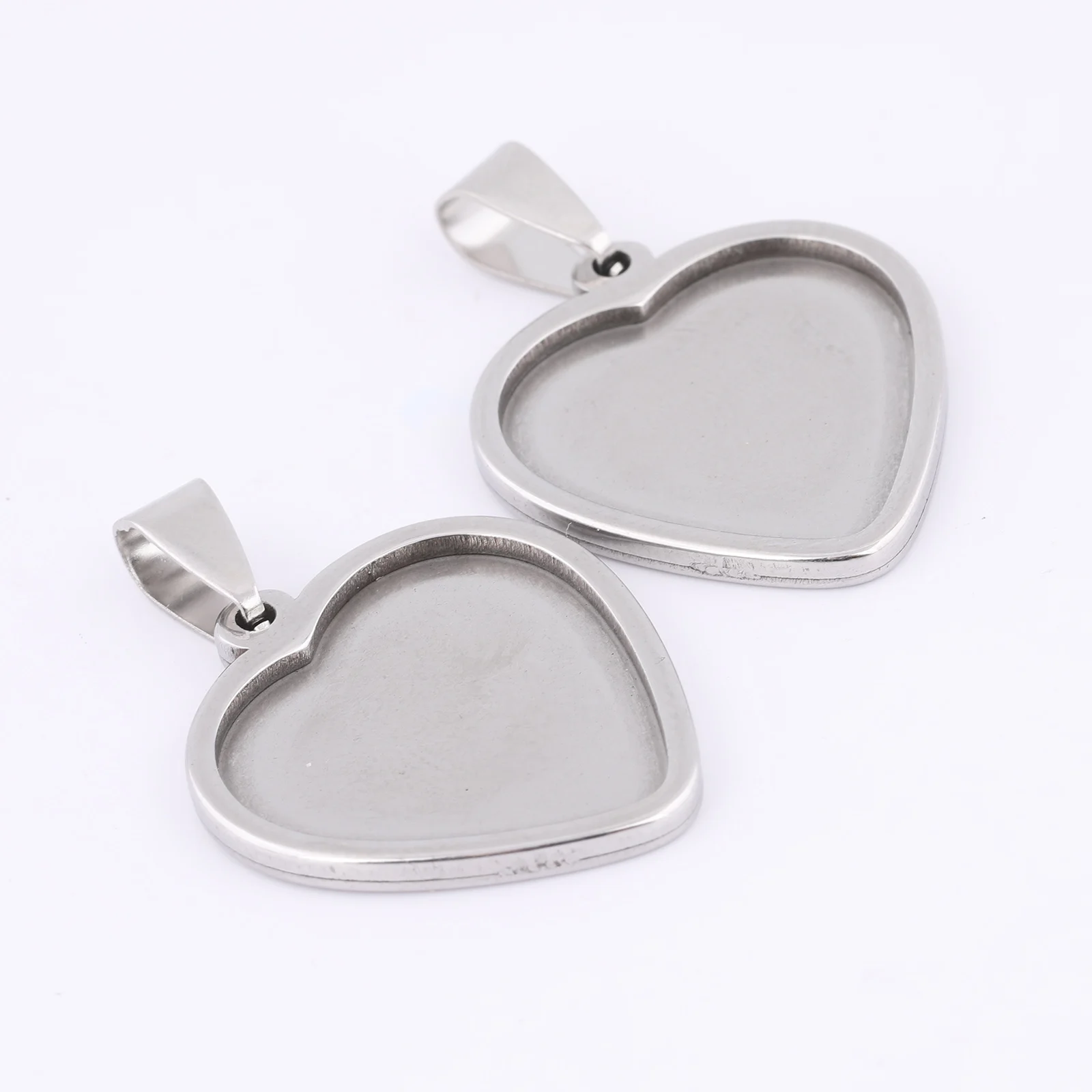 5 stuks 20 mm hart cabochon trays roestvrij staal vergulde hanger basisinstellingen voor charme ketting sieraden maken