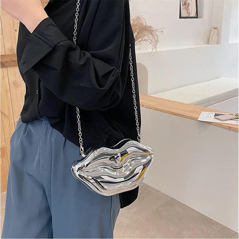 2022 Fashion Sexy Red Lips Designer Women Party Clutch Evening Bag Dazzling Female Chain Bag Crossbody Bags Purses and Handbags