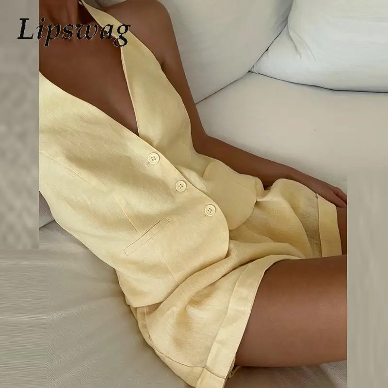 

Elegant New Single Breasted Temperament Set 2025 High Street Halter Tops&Shorts Suit Women Solid 2Pcs Slim Party Club Outfits