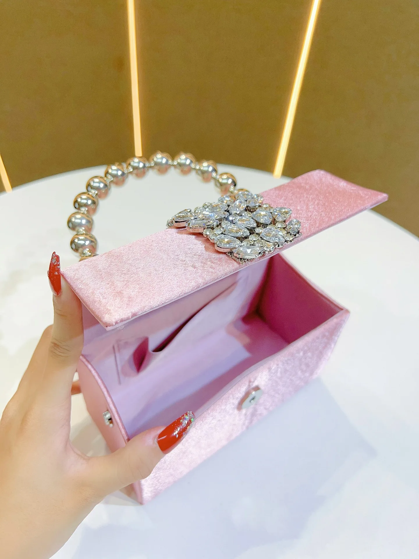 الفاخرة المبهر الماس صندوق مساء حقيبة المرأة يتوهم الزفاف الحرير الساتان الديكور مقبض حقيبة مربعة Crossbody السيدات حقيبة اليد #3