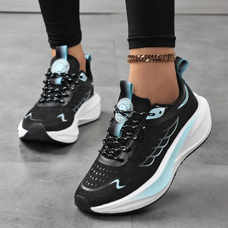 Neue atmungsaktive Damen-Sportschuhe aus Mesh, lässige Laufschuhe mit Stoßdämpfung, erhöhter Sohle, weicher Sohle, bequem, koreanischer Reise-S – Detail 5