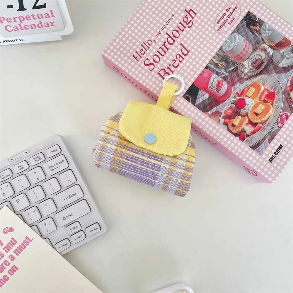 Mini-Kopfhörer-Aufbewahrungstasche mit Klappverschluss, Druckknopf, Münzbörse, kontrastfarbenen Punkten, Schmuck- und Lippenstift-Schutztasche