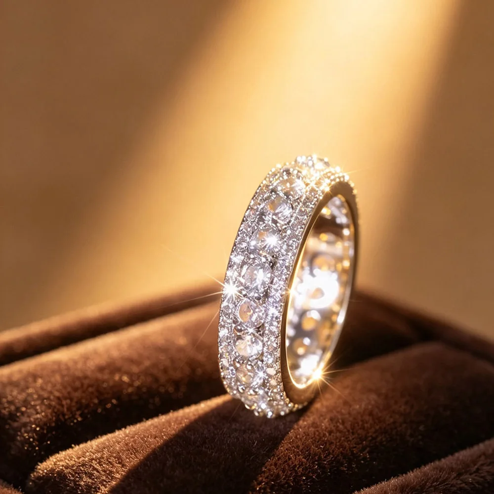 1Pcs narrow eternity band fully paved with shiny zircon crystals for ladies. All-round sparkling design, sleek minimalist style, suitable for daily wear, banquets and anniversary gifts, ring only, box not included.