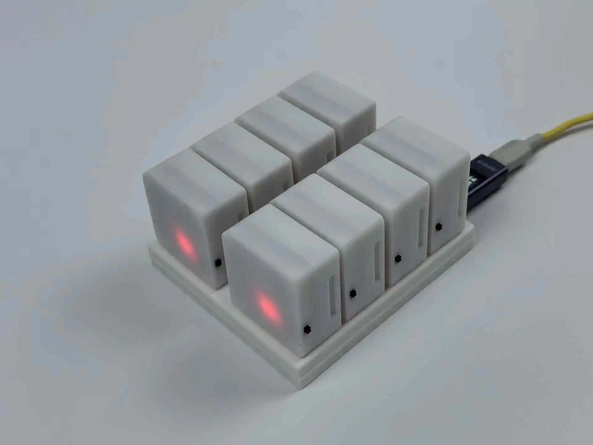 

SlimeVR Full Body Tracker Kit - 6 Trackers with LSM6DSR & ESP8266 for VRChat/Motion Capture, Ready-to-Use, No Base Station Neede