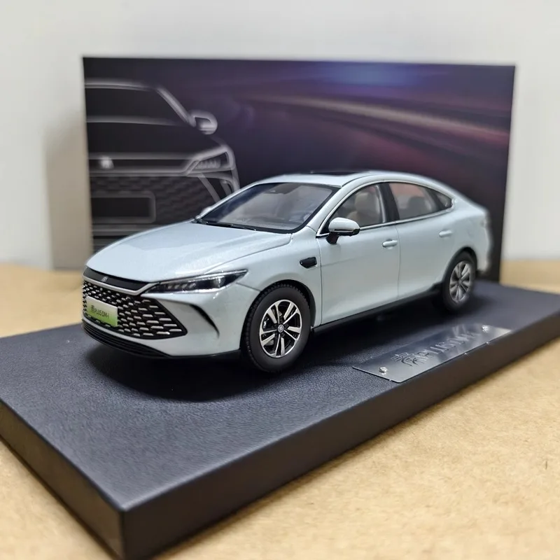byd-qin-plus-dm-i-2025-echelle-1-32-modele-de-voiture-en-alliage-collection-d'ornements-jouet-de-decoration
