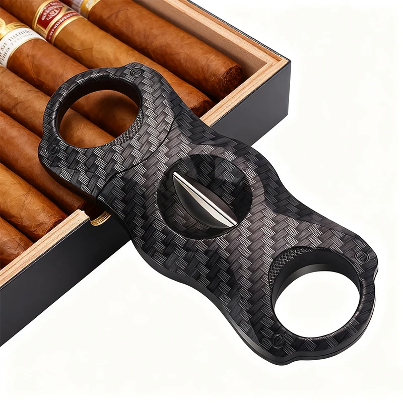 

Portable Mini Cigar Cutter - Small Cigar Clipper with Sharp Stainless Steel Blade, Ideal for Travel & Daily Use