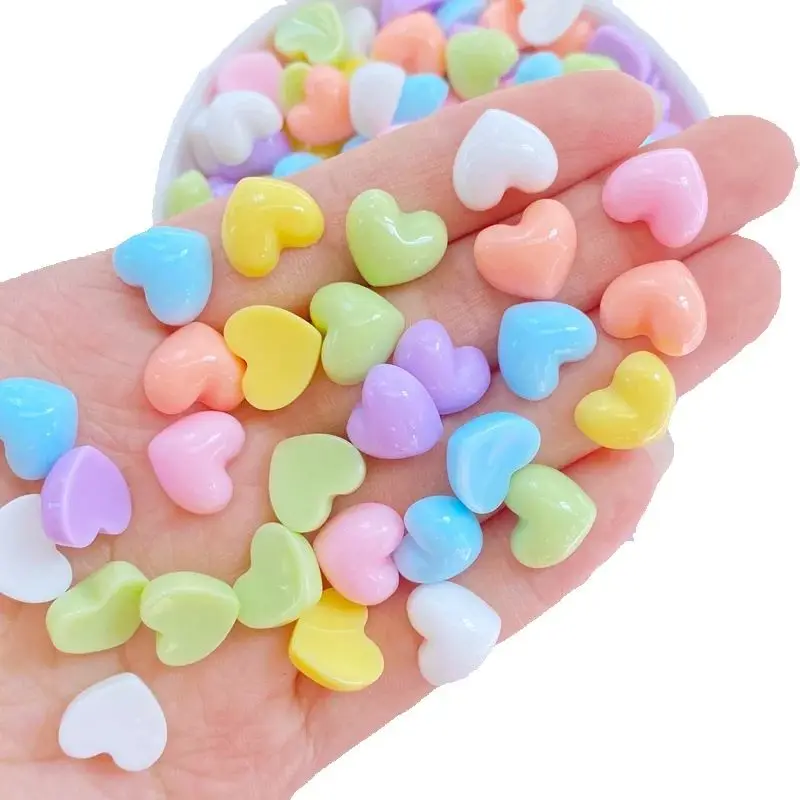 30 Stück Niedliche Bunte Mini-Herzförmige Harz-Nagelkunst-Strass-Figuren DIY Miniaturen Scrapbook-Deko Bastelbedarf