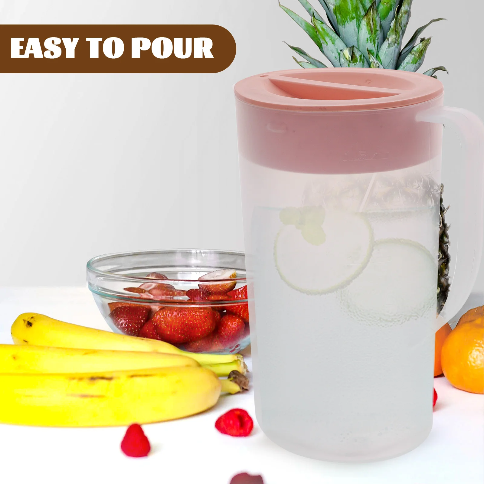 

1.6L Large Capacity Cold Water Jug Heat Resistant Plastic Beverage Pitcher V Shape Spout Easy Pour Handle For Family Parties