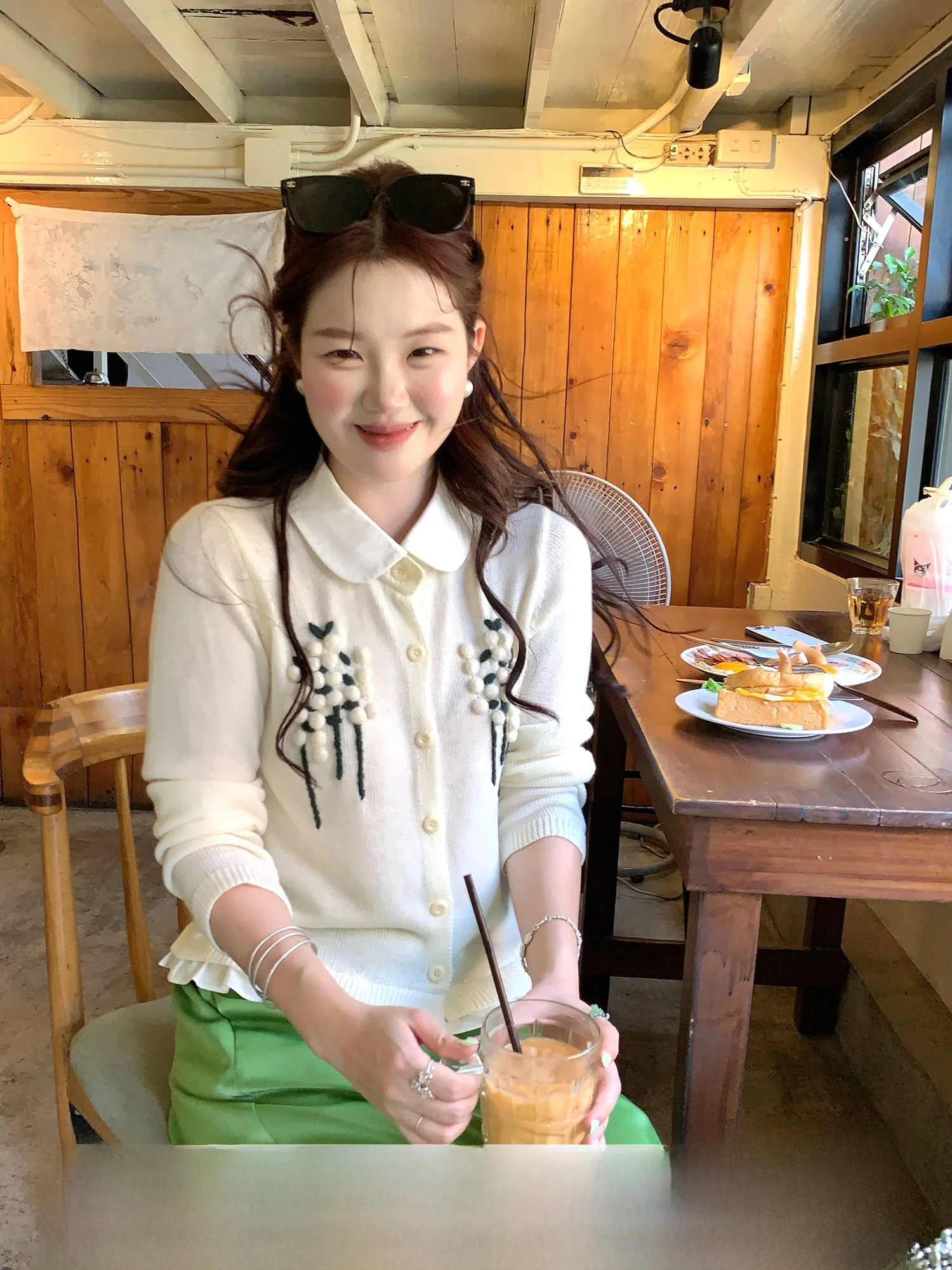 

Korean Sle Knitted Sweater Women's Open Cardigan with Stand Collar 3D Decorative Sugar Cr Design Spring Top